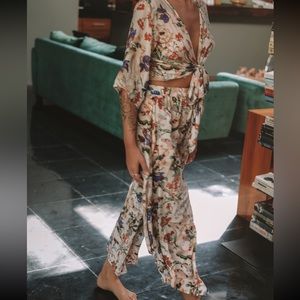 Twentyone Degrees Matching Set